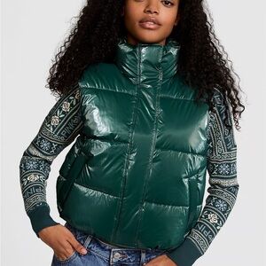 PINK Victoria's Secret Dark Green Puffer Vest